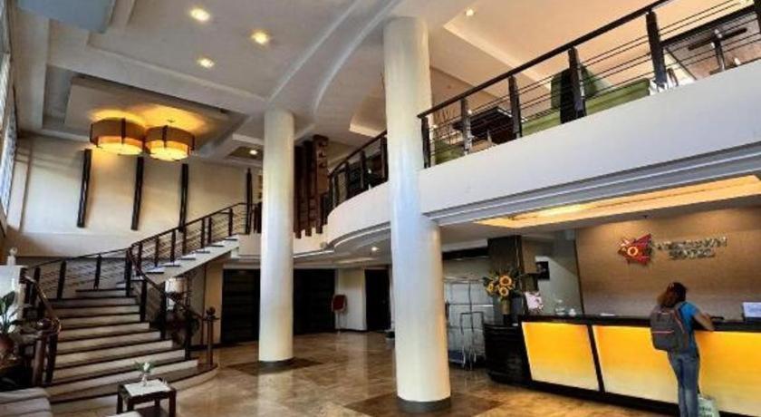 Mo2 Westown Hotel San Juan Баколод Екстер'єр фото