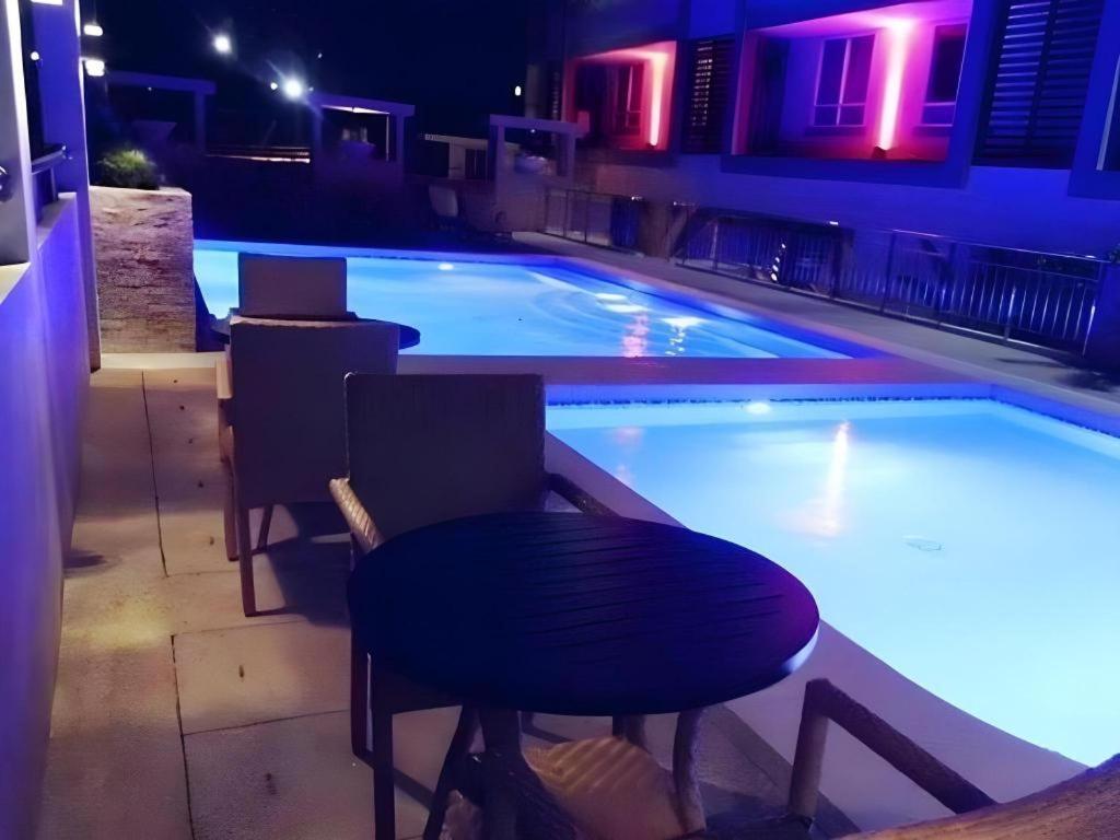 Mo2 Westown Hotel San Juan Баколод Екстер'єр фото