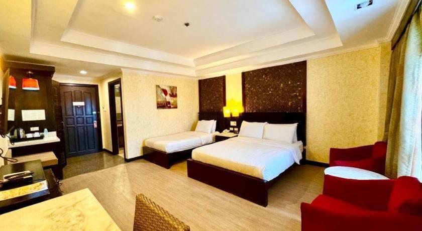 Mo2 Westown Hotel San Juan Баколод Екстер'єр фото
