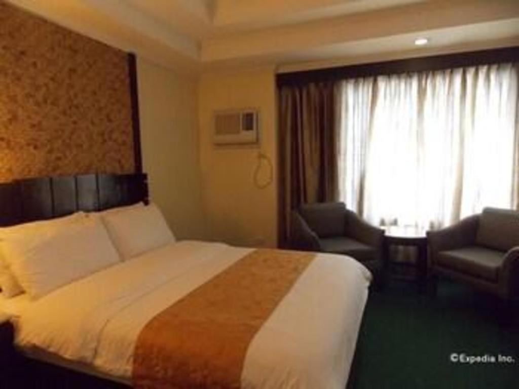Mo2 Westown Hotel San Juan Баколод Екстер'єр фото